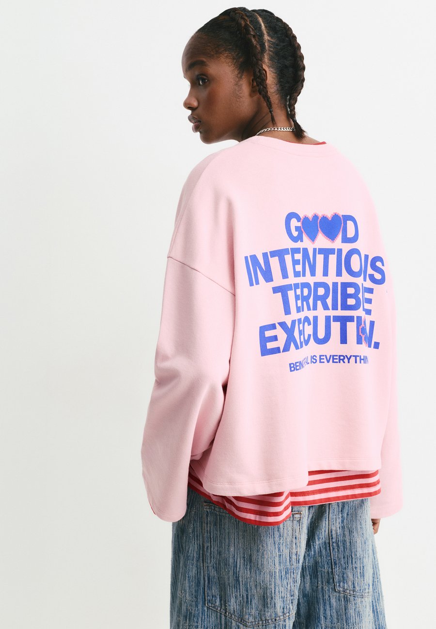 Толстовка PULL&BEAR Sweatshirt, Pink
Толстовка PULL&BEAR Sweatshirt, Pink