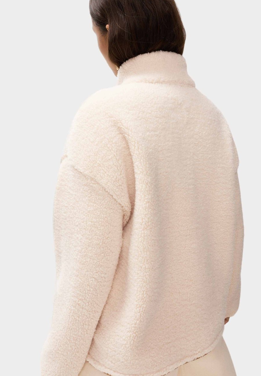 Джемпер Marks & Spencer BORG FUNNEL NECK HALF ZIP, Cream/Beige
Джемпер Marks & Spencer BORG FUNNEL NECK HALF ZIP, Cream/Beige