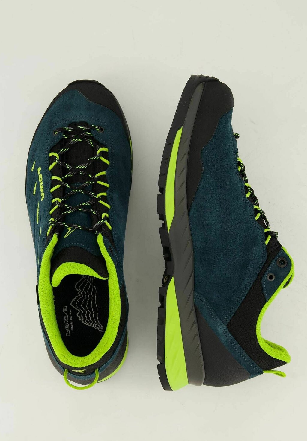 Походная обувь LEICHTWAND Lowa, бирюзовый
Походная обувь LEICHTWAND Lowa, бирюзовый