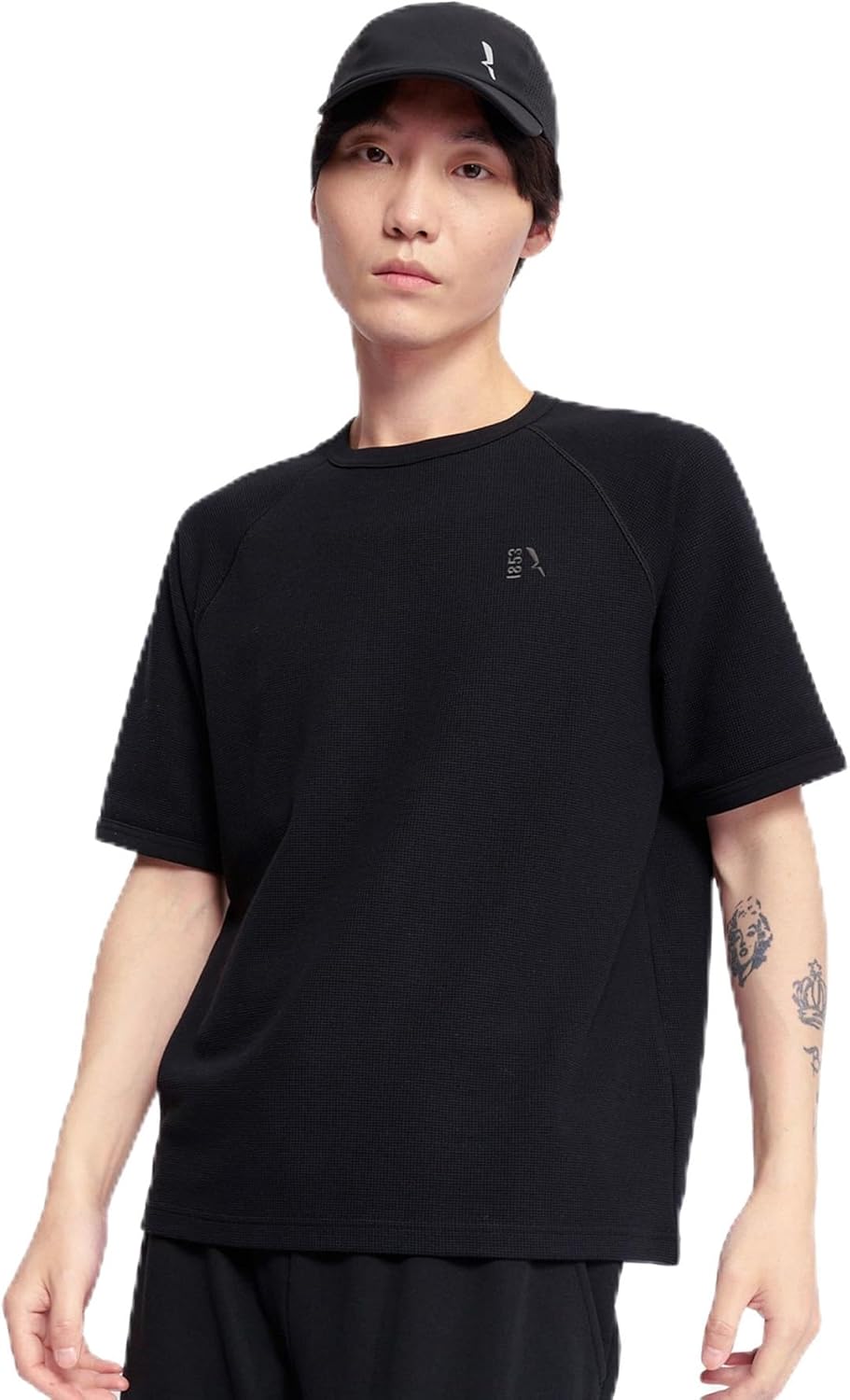 Мужская официальная футболка AIGLE, защита от УФ-излучения, влагоотводящая, быстросохнущая, рукава реглан, вафельная трикотажная футболка с коротким рукавом и вышитым логотипом, черный
Мужская официальная футболка AIGLE, защита от УФ-излучения, влагоотводящая, быстросохнущая, рукава реглан, вафельная трикотажная футболка с коротким рукавом и вышитым логотипом, черный