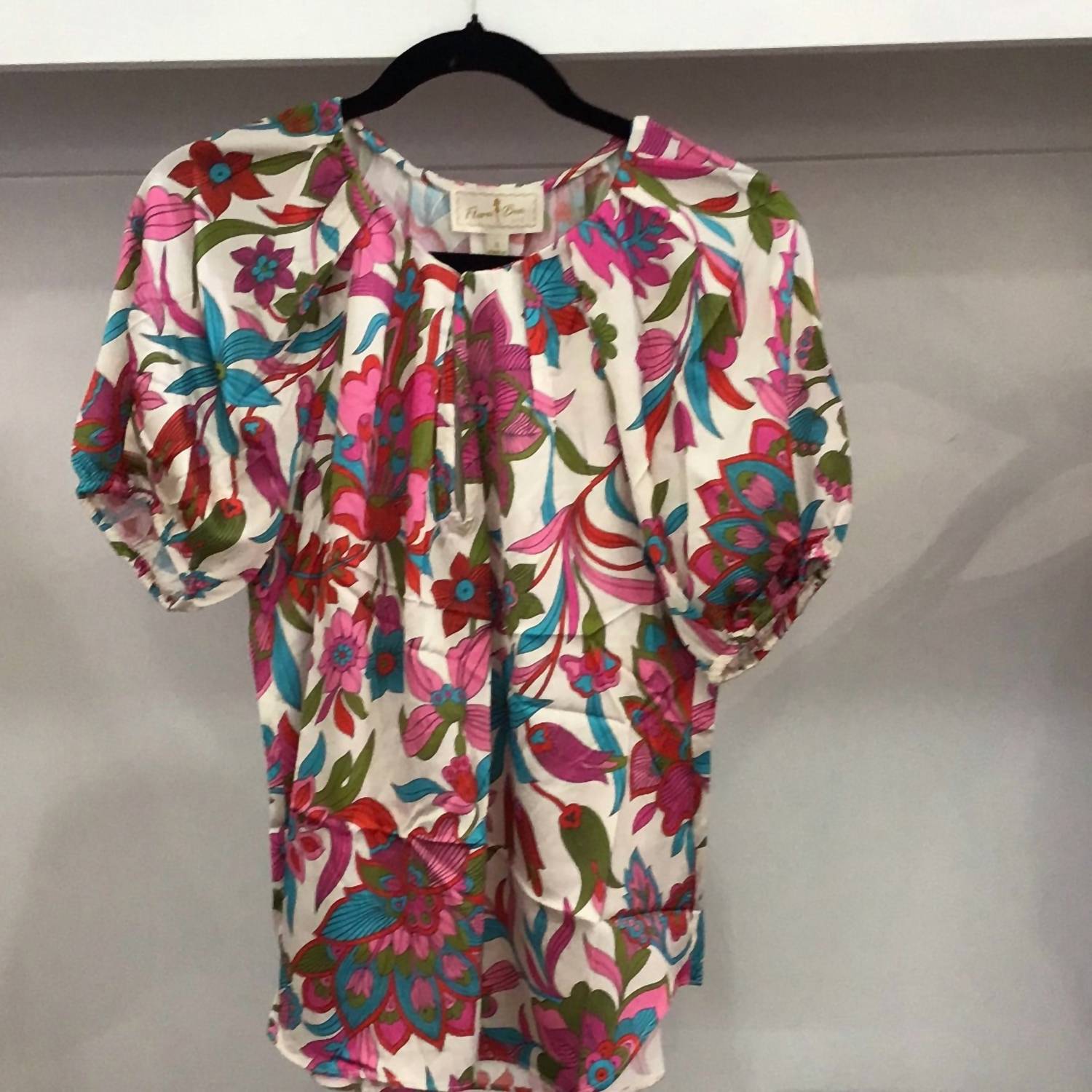 Топ Neriah в цветочном принте Ivory Riverhill Flora Bea
Топ Neriah в цветочном принте Ivory Riverhill Flora Bea