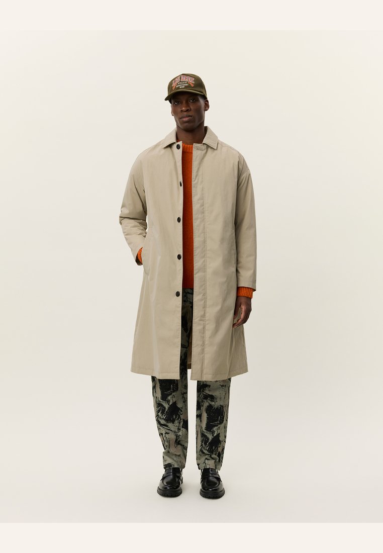 Пальто Les Deux MAXIMUS PADDED TECH COAT, Dark Sand/Sand
Пальто Les Deux MAXIMUS PADDED TECH COAT, Dark Sand/Sand