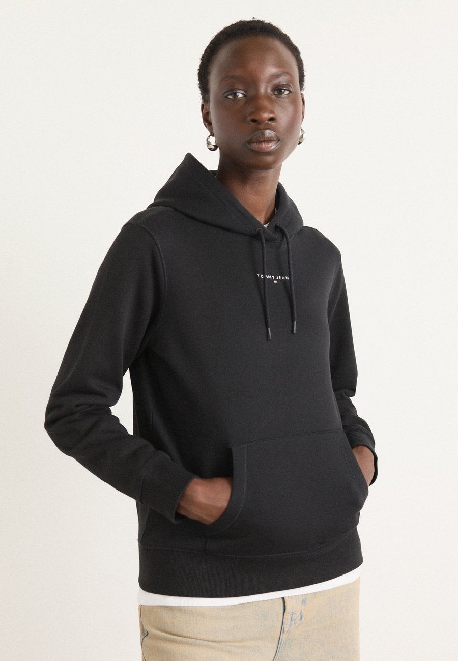 Худи Tommy Jeans LINEAR HOODIE, Black
Худи Tommy Jeans LINEAR HOODIE, Black