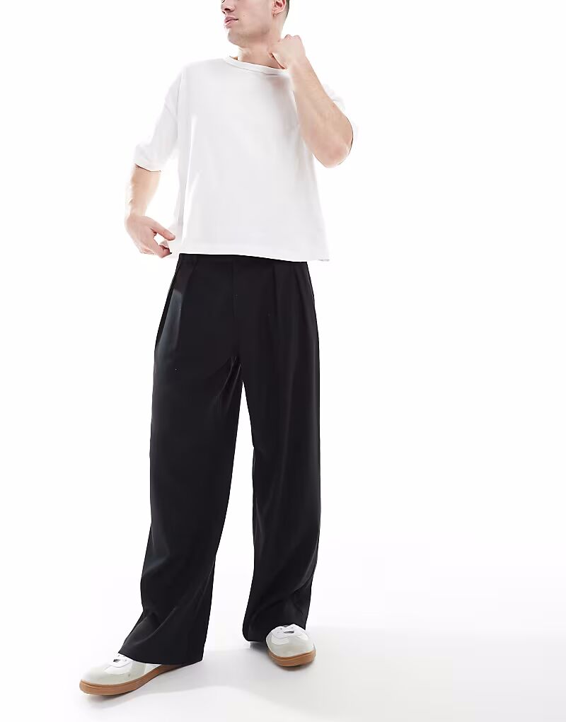 Брюки мешковатые Cotton On черного цвета со складками Cotton:On
Брюки мешковатые Cotton On черного цвета со складками Cotton:On