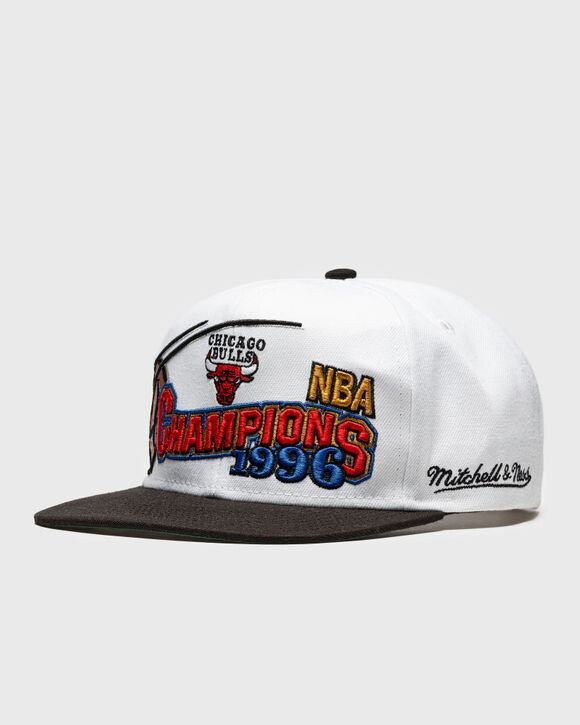 Бейсболка Mitchell & Ness Nba Champions Wave 2T Snapback Hwc Chicago Bulls 1996, цвет white / black
Бейсболка Mitchell & Ness Nba Champions Wave 2T Snapback Hwc Chicago Bulls 1996, цвет white / black