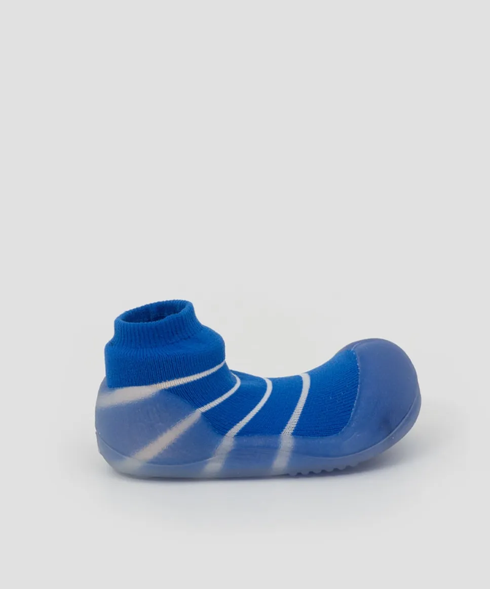 Вязаные детские пинетки из нейлона в синюю полоску Attipas, синий
Вязаные детские пинетки из нейлона в синюю полоску Attipas, синий