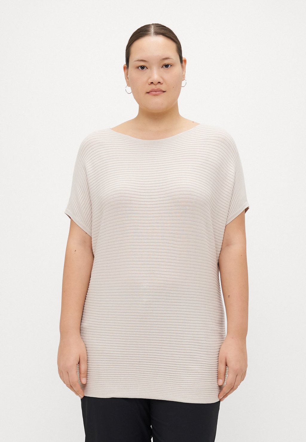 Футболка с принтом CARADALINE ONLY Carmakoma, бежевый
Футболка с принтом CARADALINE ONLY Carmakoma, бежевый