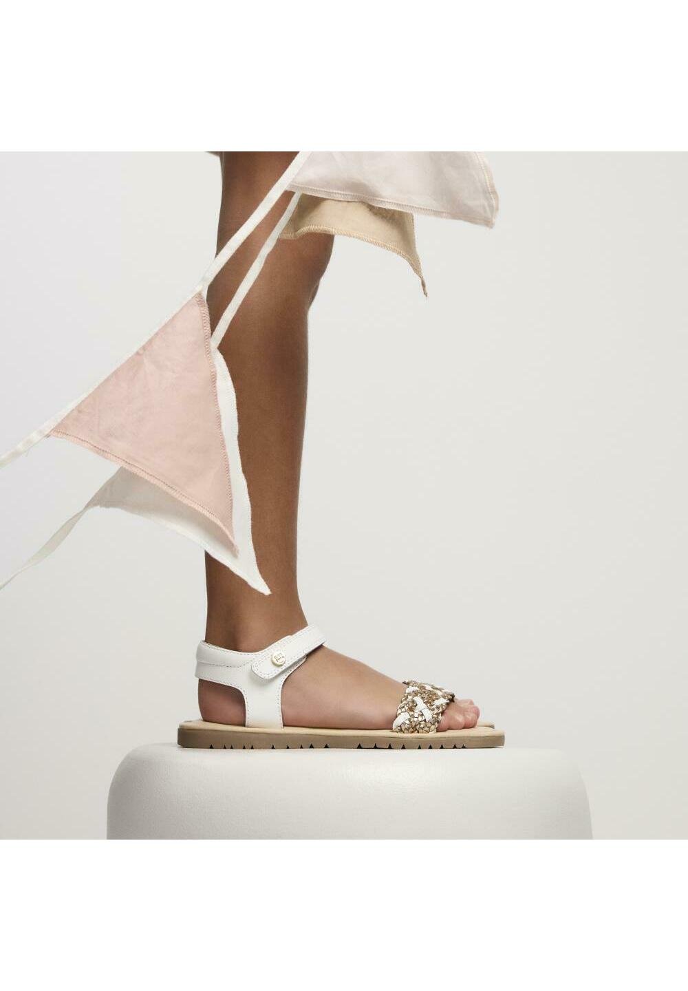 Сандалии LEMINGTON LEMINGTON Gioseppo, белый
Сандалии LEMINGTON LEMINGTON Gioseppo, белый