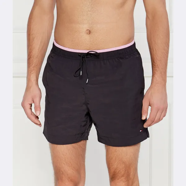 Купальные шорты стандартного кроя Tommy Hilfiger, черный
Купальные шорты стандартного кроя Tommy Hilfiger, черный