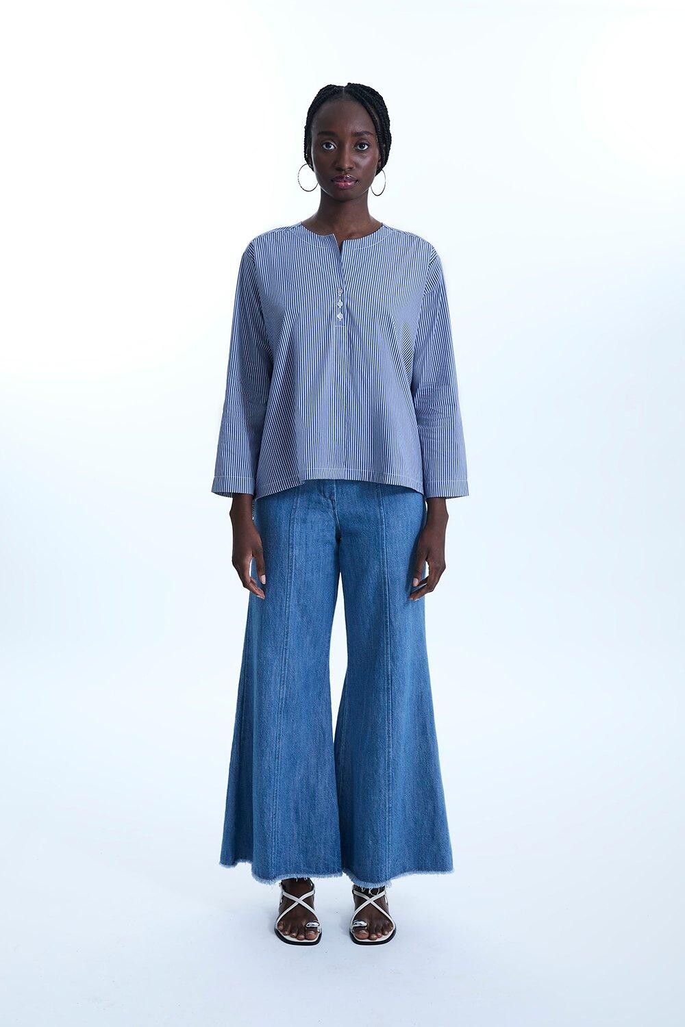 Топ-туника в полоску из двух материалов James Lakeland, темно-синий
Топ-туника в полоску из двух материалов James Lakeland, темно-синий