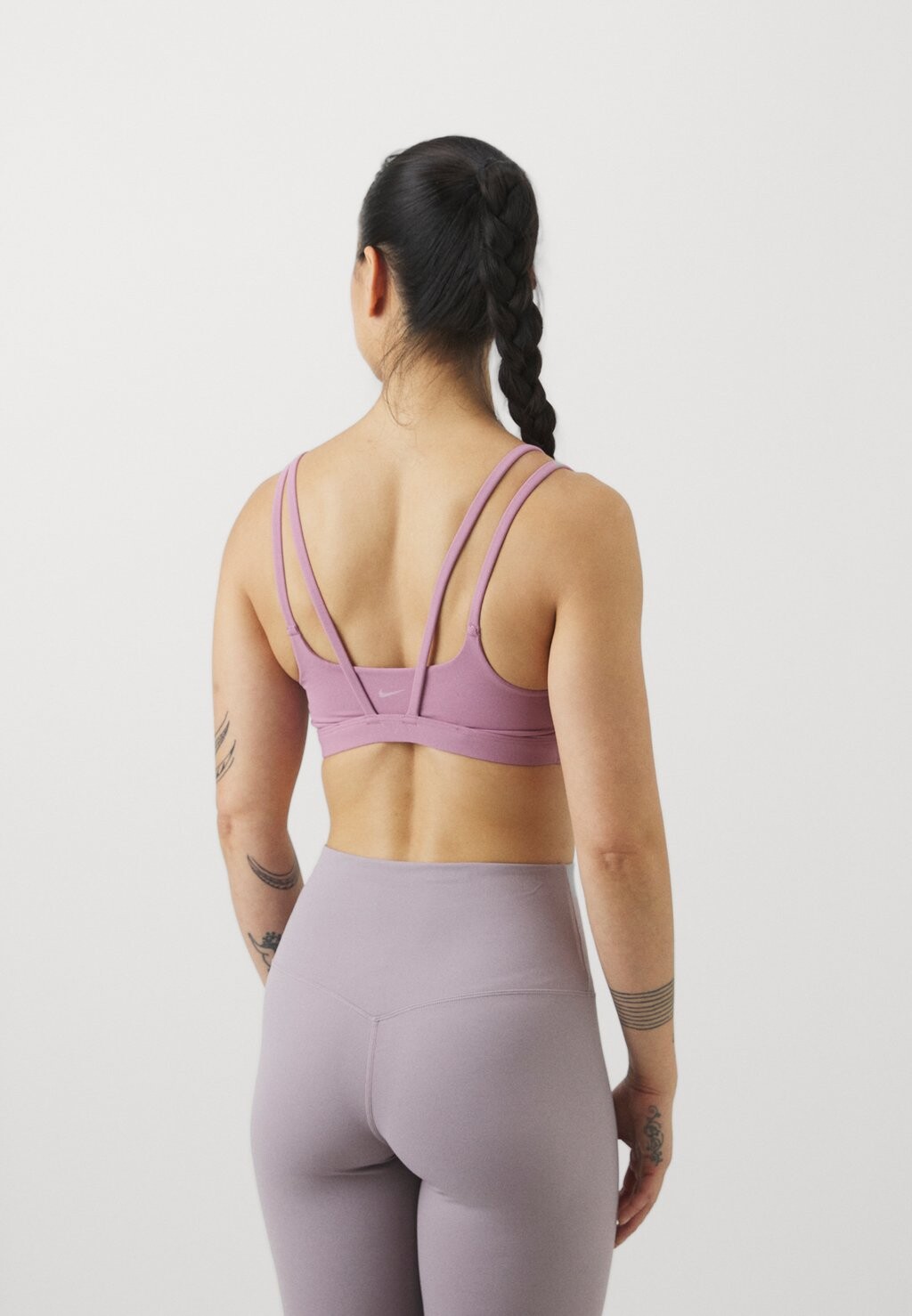 Легкая поддержка спортивного бюстгальтера ALATE TRACE BRA Nike Performance, фиолетовый
Легкая поддержка спортивного бюстгальтера ALATE TRACE BRA Nike Performance, фиолетовый