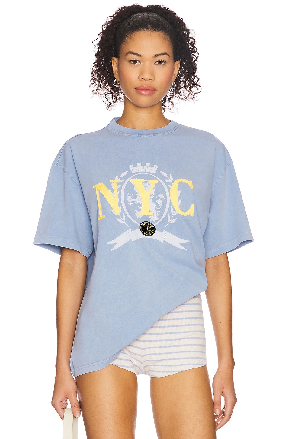 Лучшая футболка в стиле варсити Tommy Jeans, colorado blue 
Лучшая футболка в стиле варсити Tommy Jeans, colorado blue