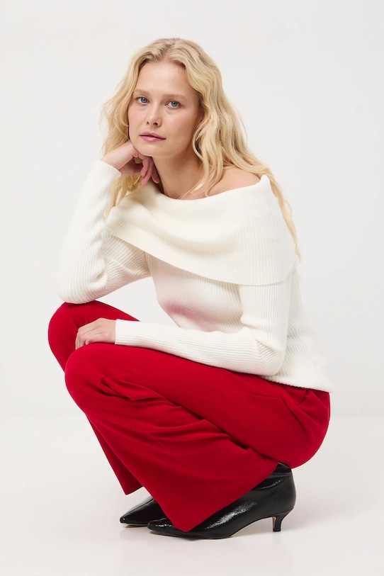 Свитер Medicine, бежевый
Свитер Medicine, бежевый