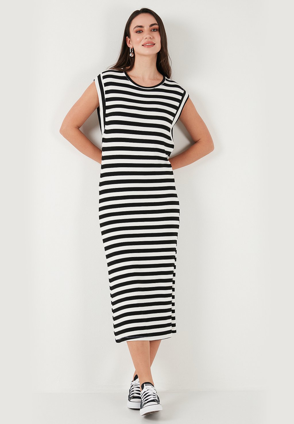 Платье из джерси REGULAR FIT LELA, черный 
Платье из джерси REGULAR FIT LELA, черный