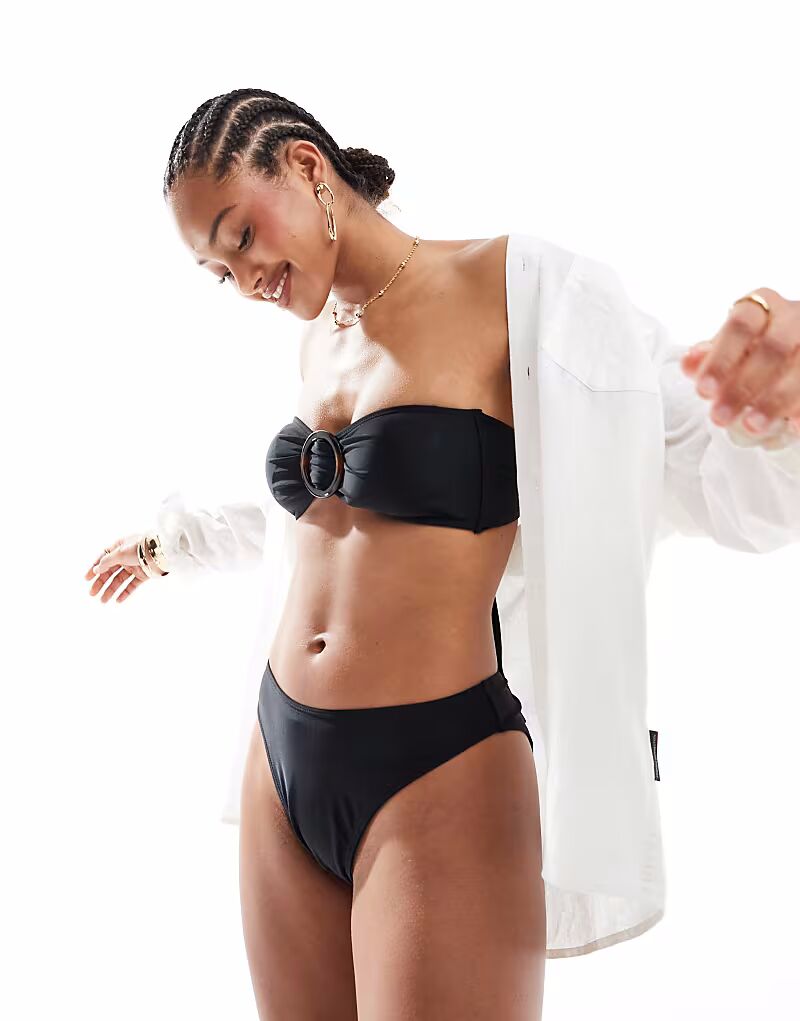 Комплект из бикини-топа-бандо с завязками на спине и пряжкой в черепаховом панцире, черный 4Th & Reckless
Комплект из бикини-топа-бандо с завязками на спине и пряжкой в черепаховом панцире, черный 4Th & Reckless