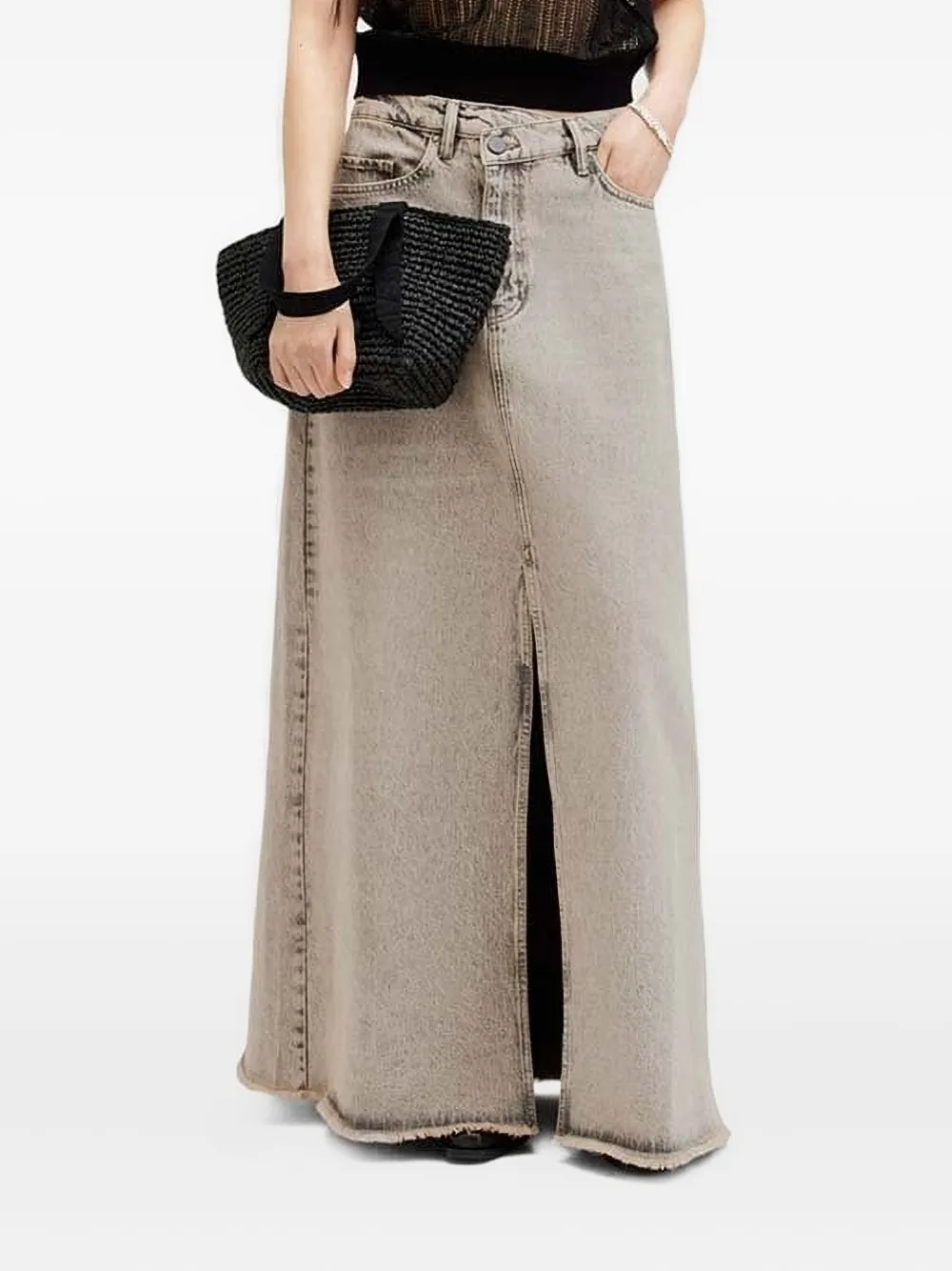 Юбка макси из бахромчатого денима с разрезом спереди AllSaints, серый
Юбка макси из бахромчатого денима с разрезом спереди AllSaints, серый