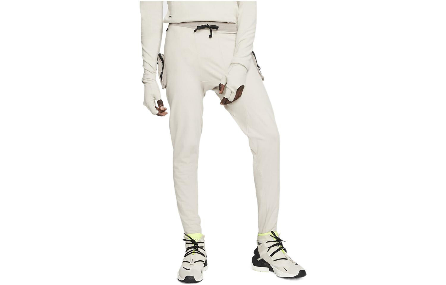 Повседневные брюки унисекс белые Nike, белый
Повседневные брюки унисекс белые Nike, белый