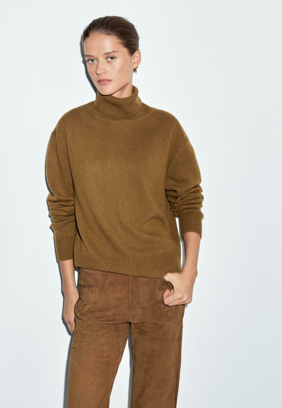 Джемпер Massimo Dutti HIGH NECK SWEATER, Green/Khaki
Джемпер Massimo Dutti HIGH NECK SWEATER, Green/Khaki