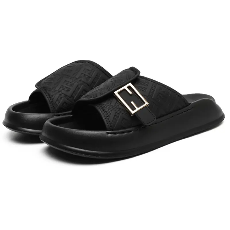 WEISHIBANGWEI Тапочки-слайды с резиновыми металлическими вставками, мужские, черные
WEISHIBANGWEI Тапочки-слайды с резиновыми металлическими вставками, мужские, черные