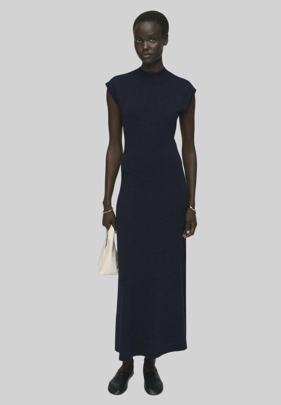 Платье Mango Jumper dress, Royal Blue
Платье Mango Jumper dress, Royal Blue