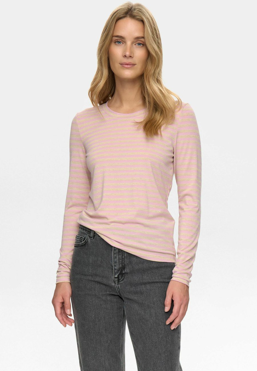 Топ Nümph Long sleeved top, Fuchsia Pink/Pink
Топ Nümph Long sleeved top, Fuchsia Pink/Pink