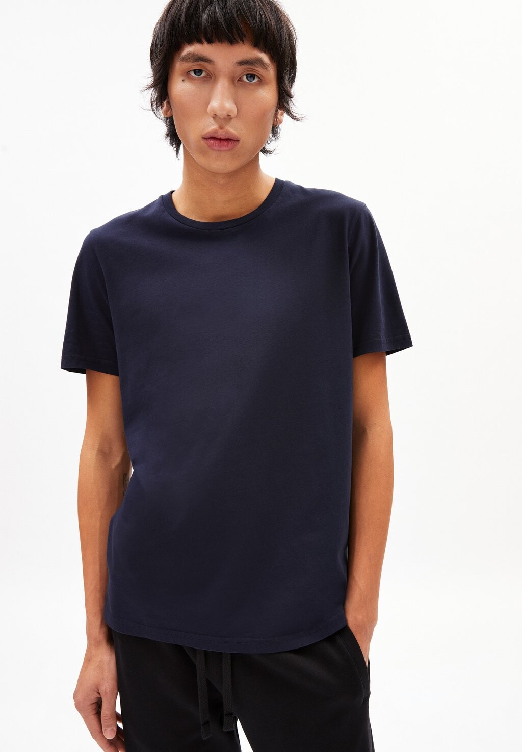 Футболка базовая JAAMES ARMEDANGELS, цвет night sky
Футболка базовая JAAMES ARMEDANGELS, цвет night sky