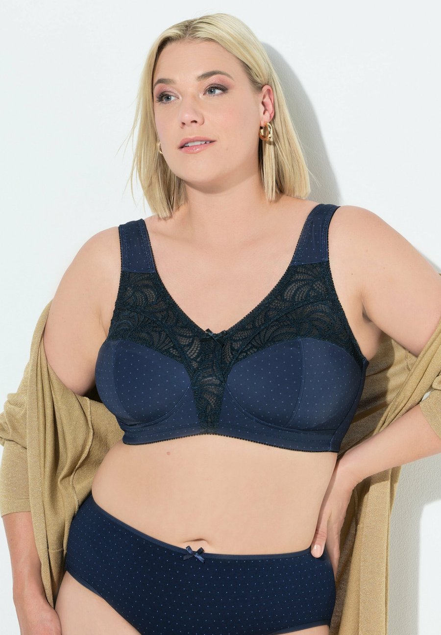 Бюстье Ulla Popken DOTS AND RELIEF, Midnight Blue/Dark Blue
Бюстье Ulla Popken DOTS AND RELIEF, Midnight Blue/Dark Blue