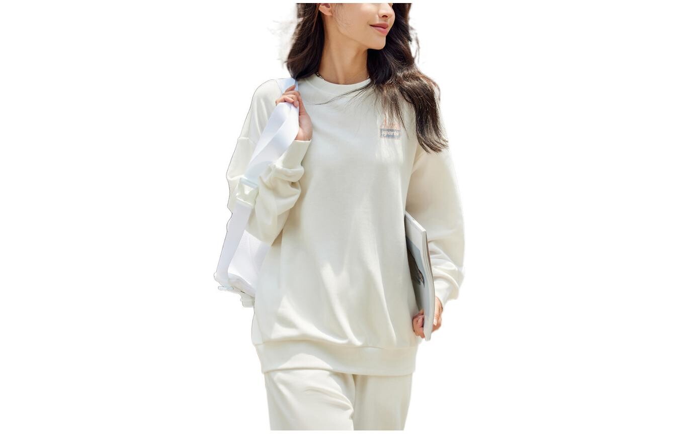 Life Collection Толстовка женская белая Anta
Life Collection Толстовка женская белая Anta