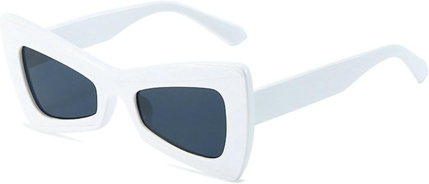 Солнцезащитные очки Willochra в форме треугольника, бабочки и кошачьего глаза для женщин. Модные солнцезащитные очки большого размера с градиентным переходом цвета, White
Солнцезащитные очки Willochra в форме треугольника, бабочки и кошачьего глаза для женщин. Модные солнцезащитные очки большого размера с градиентным переходом цвета, White