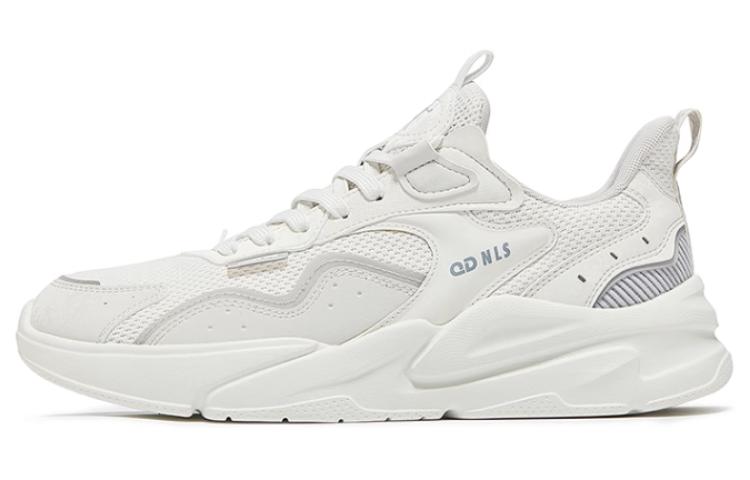 QIAODAN Нескользящие и износостойкие дышащие низкие повседневные туфли для мужчин, белые и серые
QIAODAN Нескользящие и износостойкие дышащие низкие повседневные туфли для мужчин, белые и серые