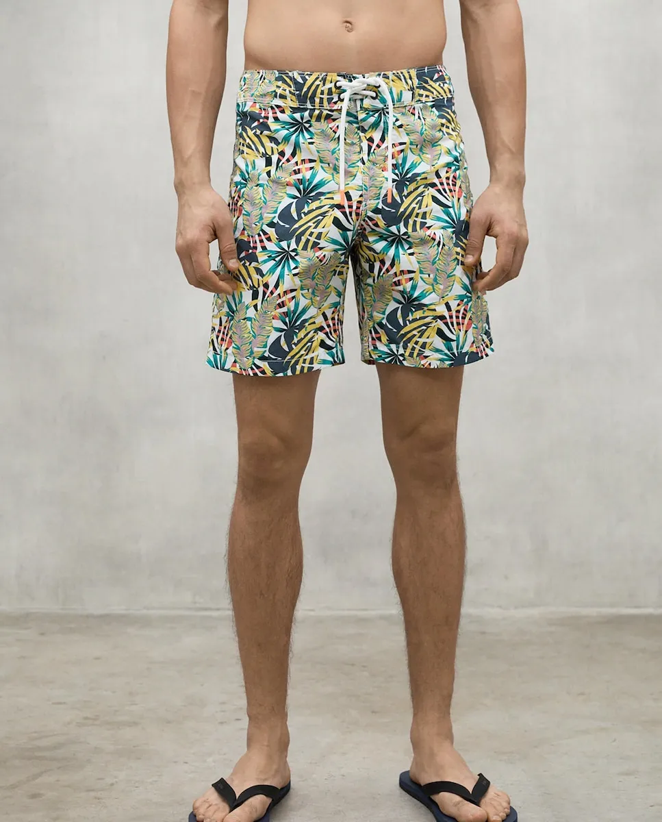 Мужские шорты-бермуды с двойной регулировкой шнурком и логотипом на талии Ecoalf, жёлтый
Мужские шорты-бермуды с двойной регулировкой шнурком и логотипом на талии Ecoalf, жёлтый