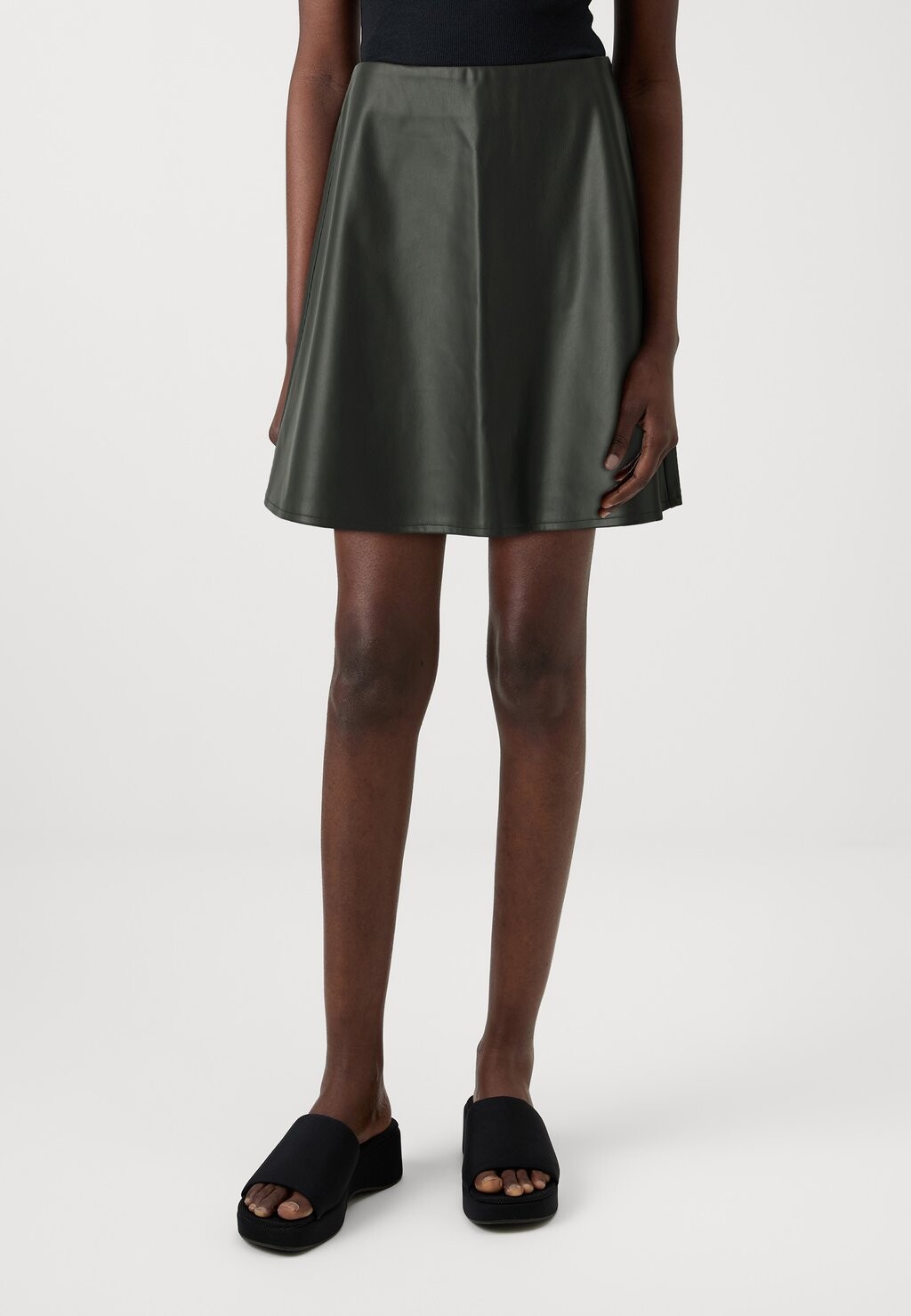 Юбка А-силуэта VIMATHY SKATER SKIRT VILA, черный
Юбка А-силуэта VIMATHY SKATER SKIRT VILA, черный