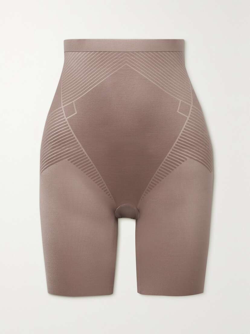 Невидимые шорты с высокой талией Spanxshape Spanx, бежевый
Невидимые шорты с высокой талией Spanxshape Spanx, бежевый