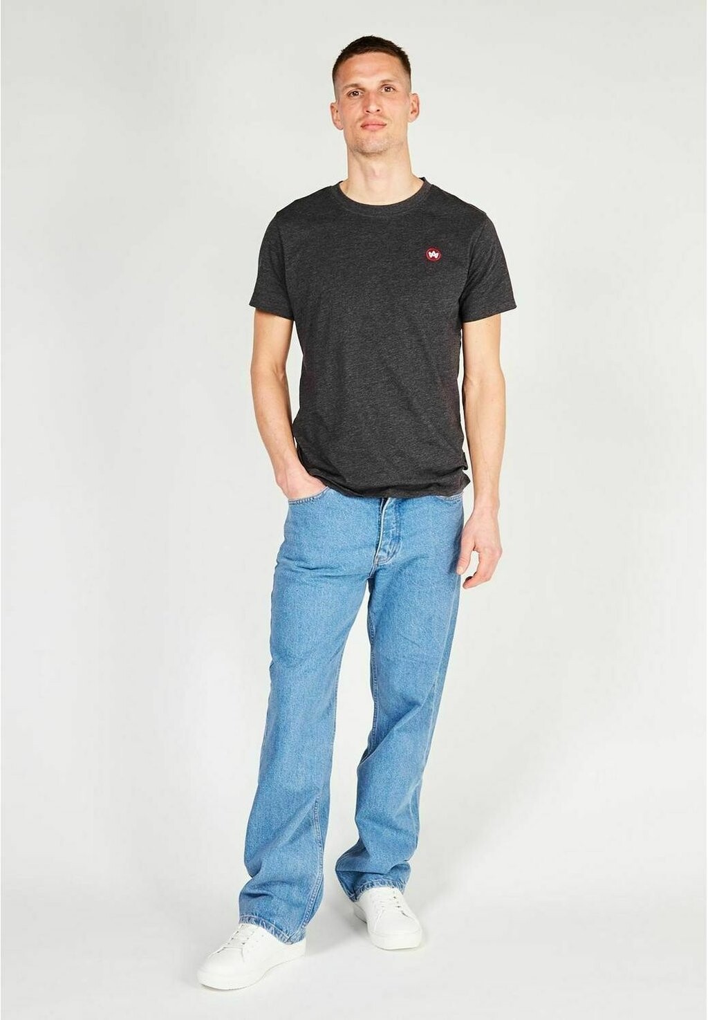 Базовая футболка TIMMI Kronstadt, серый
Базовая футболка TIMMI Kronstadt, серый