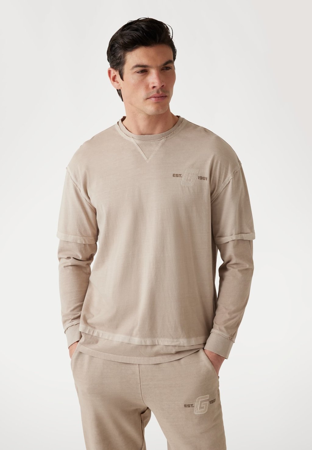 Рубашка с длинными рукавами Guess, бежевый
Рубашка с длинными рукавами Guess, бежевый