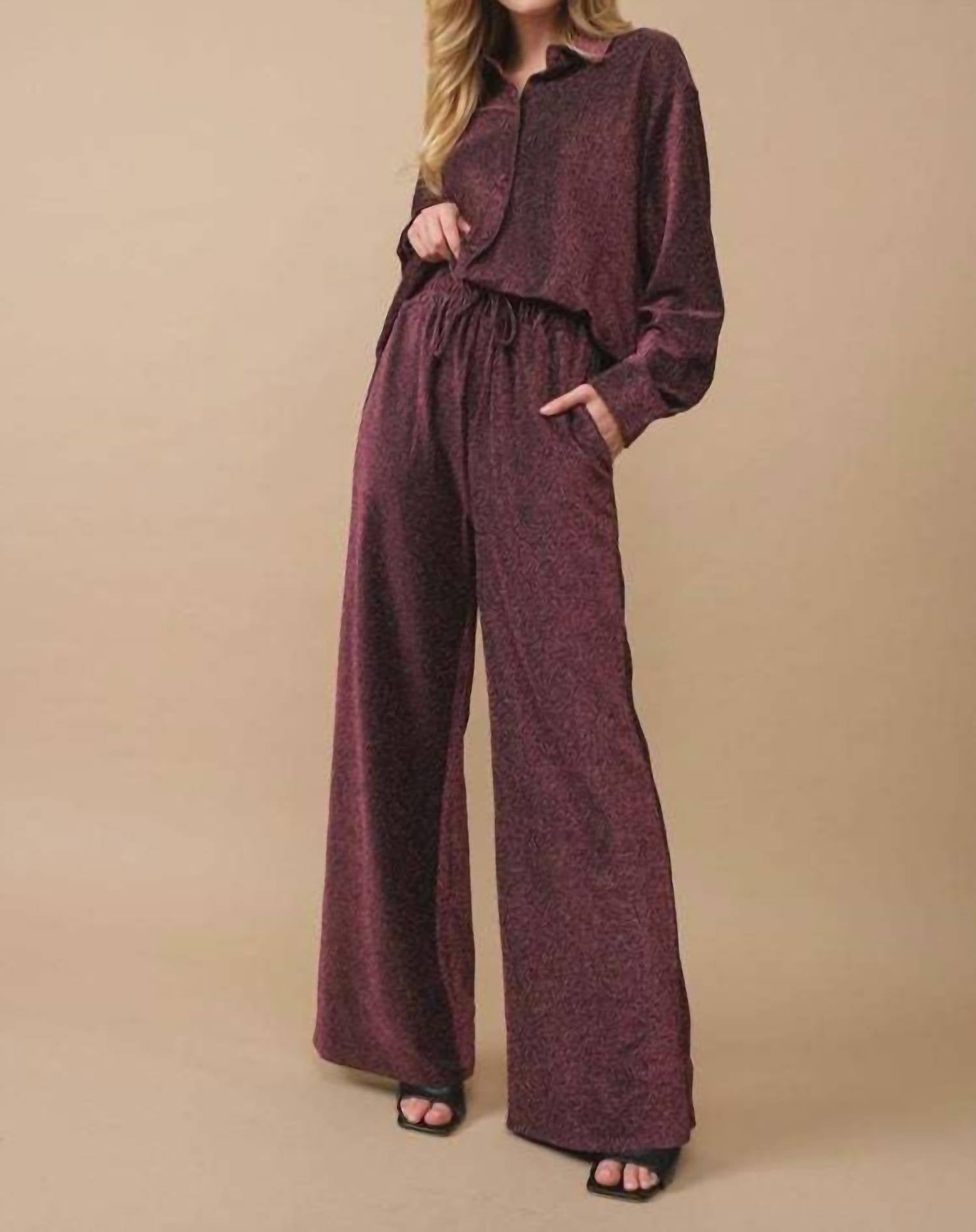 Halsey металлический комплект в розовом цвете Blue B
Halsey металлический комплект в розовом цвете Blue B