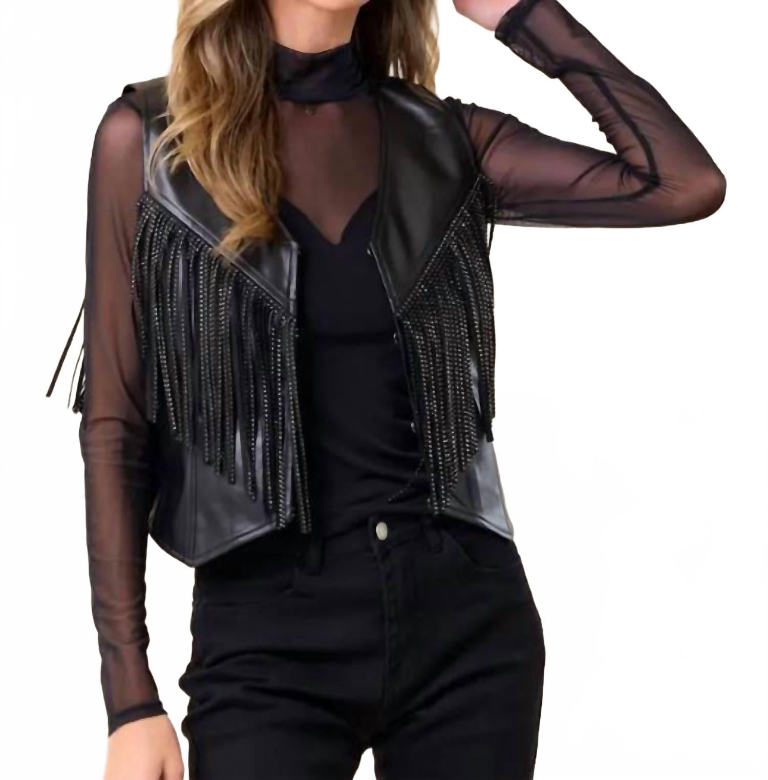 Saints & Hearts Жилет с бахромой "Полуночный блеск" черного цвета
Saints & Hearts Жилет с бахромой "Полуночный блеск" черного цвета