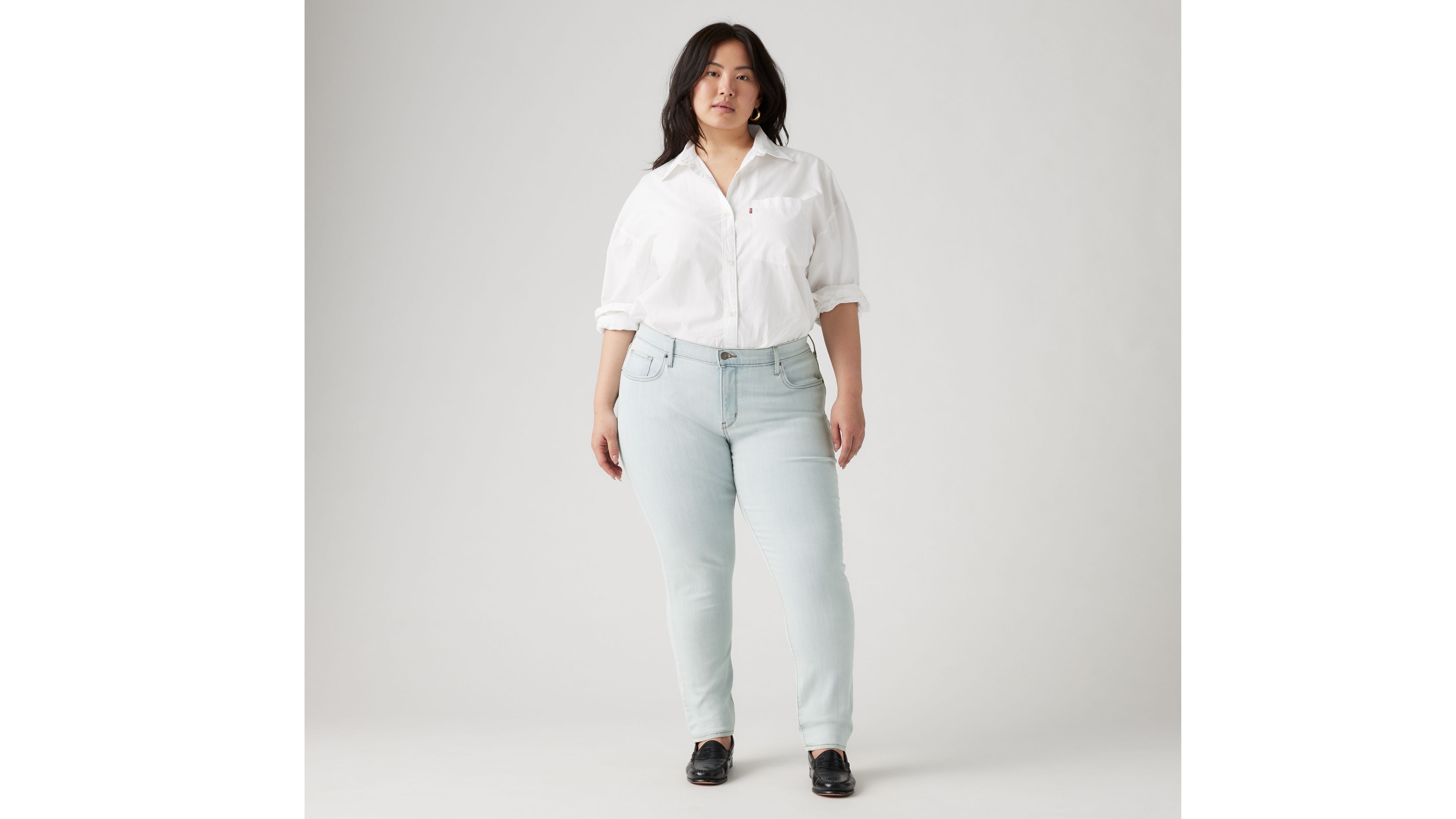 311 Узкие женские джинсы Shaping (размер Plus) Levi's, цвет Pillar Up - Light Wash
311 Узкие женские джинсы Shaping (размер Plus) Levi's, цвет Pillar Up - Light Wash