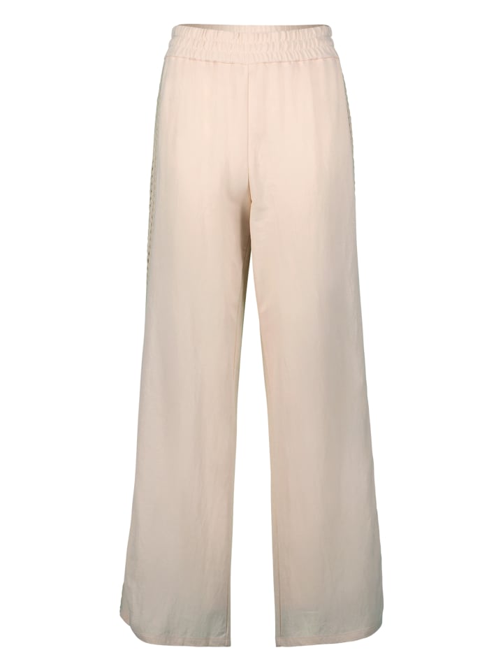 Тканевые брюки Zero
Тканевые брюки Zero