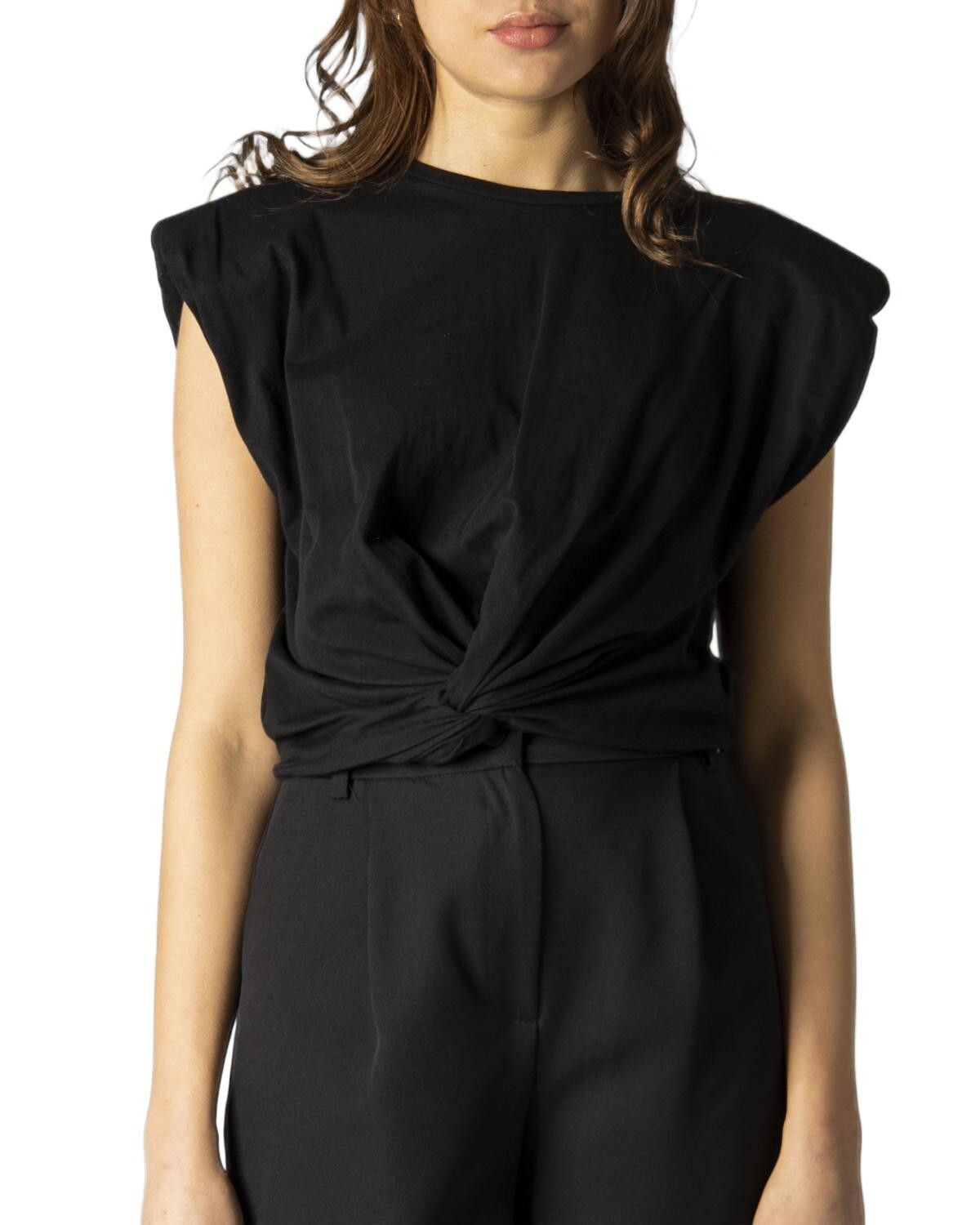 Футболка женская Henny Rue оригинального кроя, черный
Футболка женская Henny Rue оригинального кроя, черный