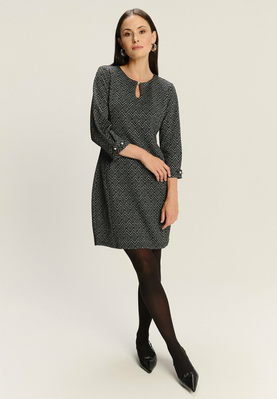 Платье Greenpoint Day dress, Print/Black
Платье Greenpoint Day dress, Print/Black