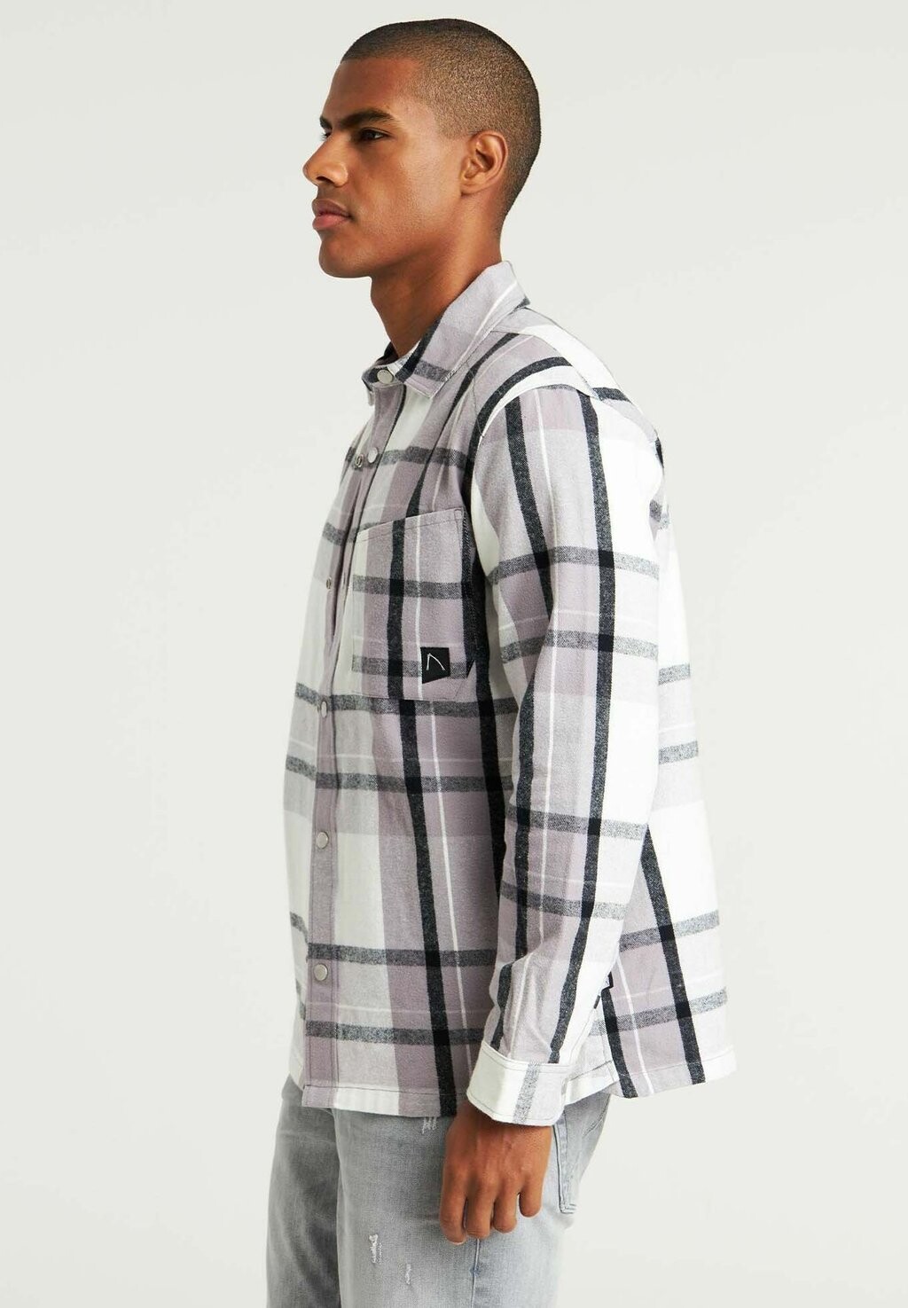 Летняя куртка AXEL MICK CHASIN', фиолетовый
Летняя куртка AXEL MICK CHASIN', фиолетовый