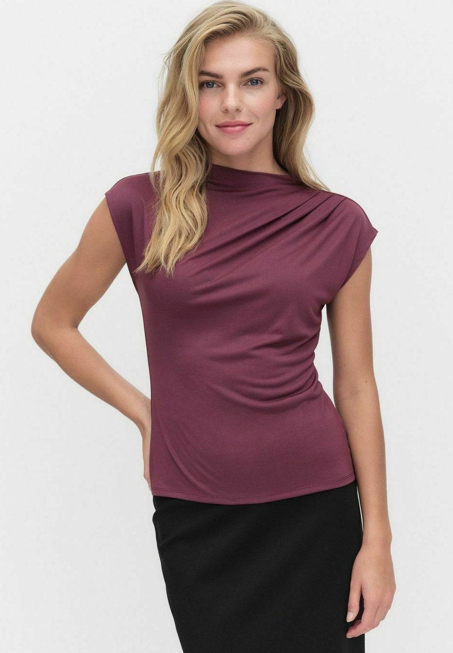 Футболка STOCKH LM Studio JOAN DRAPED, Winered/Mottled Red, Красный, Футболка STOCKH LM Studio JOAN DRAPED, Winered/Mottled Red
Футболка STOCKH LM Studio JOAN DRAPED, Winered/Mottled Red, Красный, Футболка STOCKH LM Studio JOAN DRAPED, Winered/Mottled Red