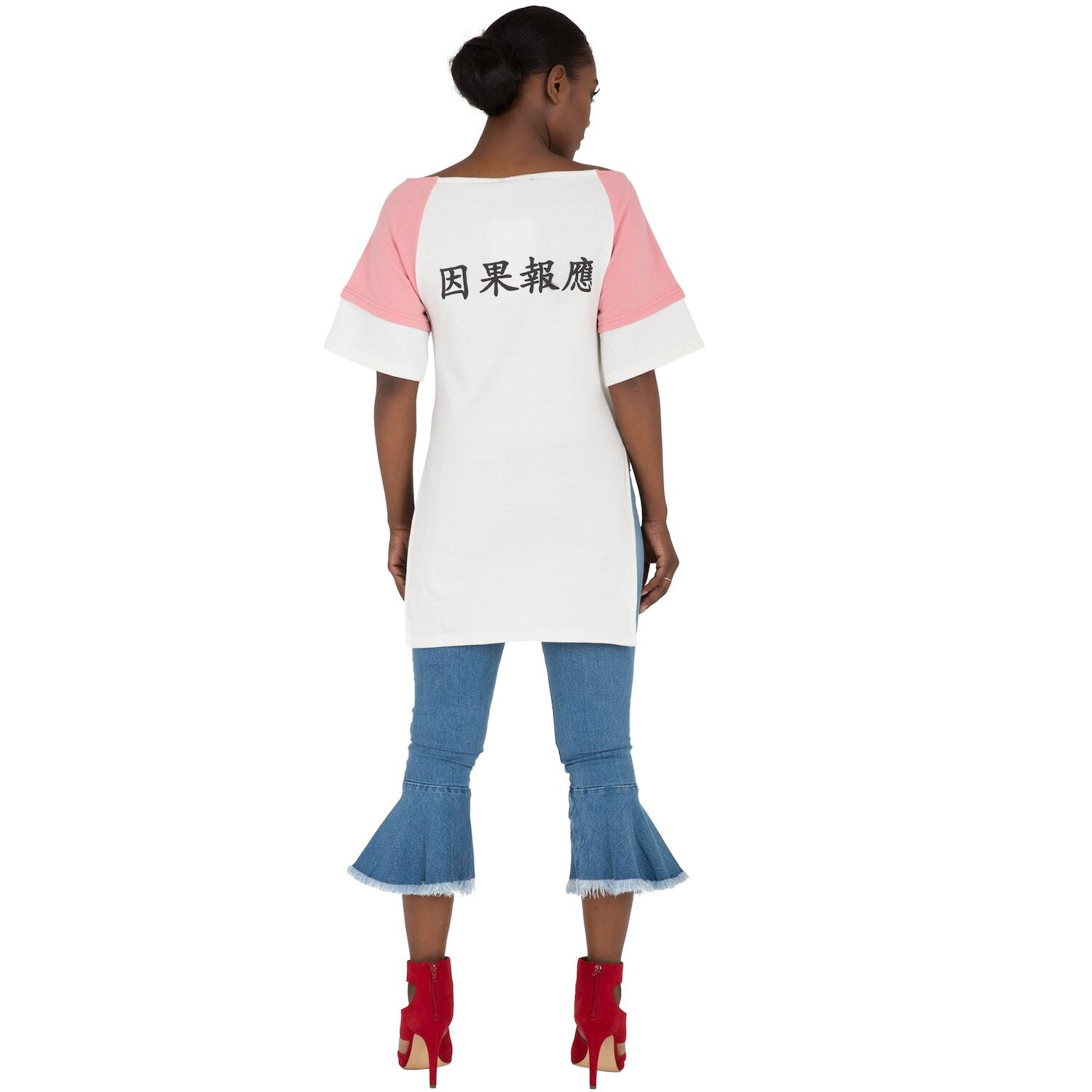 Топ Holla High Low с вырезом-лодочкой с трафаретным принтом Poetic Justice
Топ Holla High Low с вырезом-лодочкой с трафаретным принтом Poetic Justice