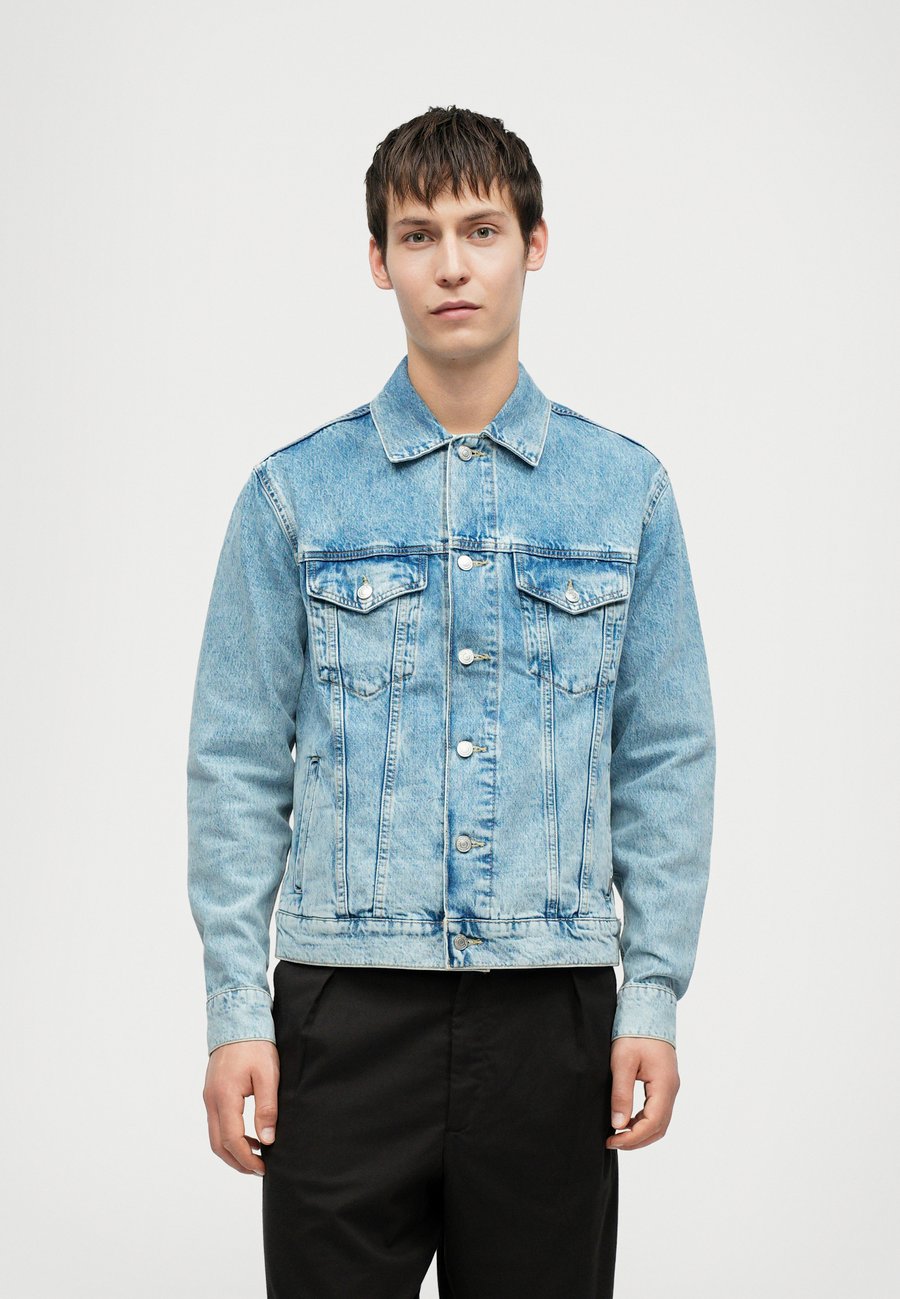 Куртка Pepe Jeans REGULAR, Light Blue Denim/Light-Blue Denim
Куртка Pepe Jeans REGULAR, Light Blue Denim/Light-Blue Denim