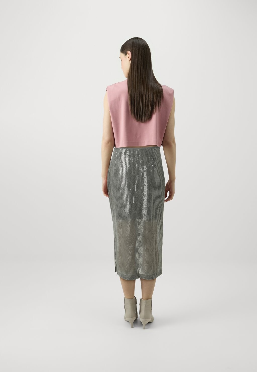 Юбка-карандаш GONNA PIZZO PAILLETTES LIU JO, черный
Юбка-карандаш GONNA PIZZO PAILLETTES LIU JO, черный