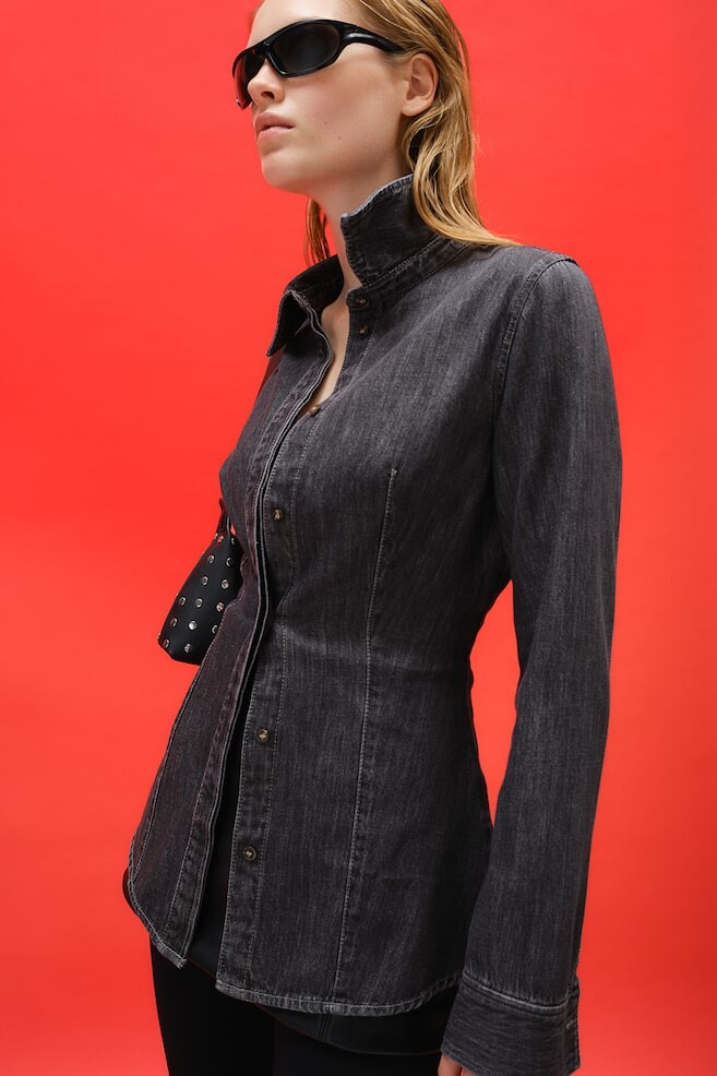 Приталенная джинсовая блузка H&M, черный
Приталенная джинсовая блузка H&M, черный