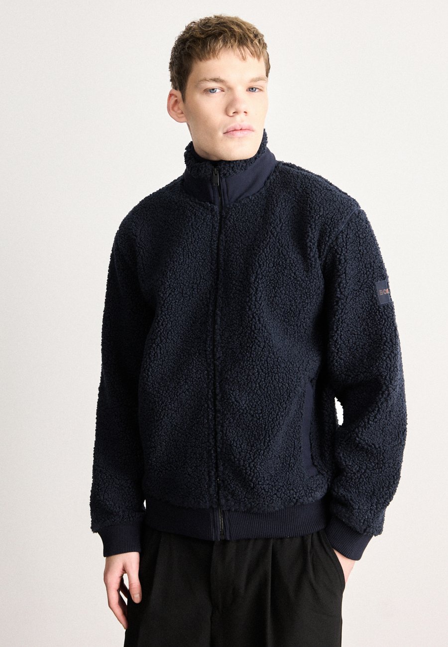 Флисовая куртка BOSS Fleece jacket, Dark Blue
Флисовая куртка BOSS Fleece jacket, Dark Blue