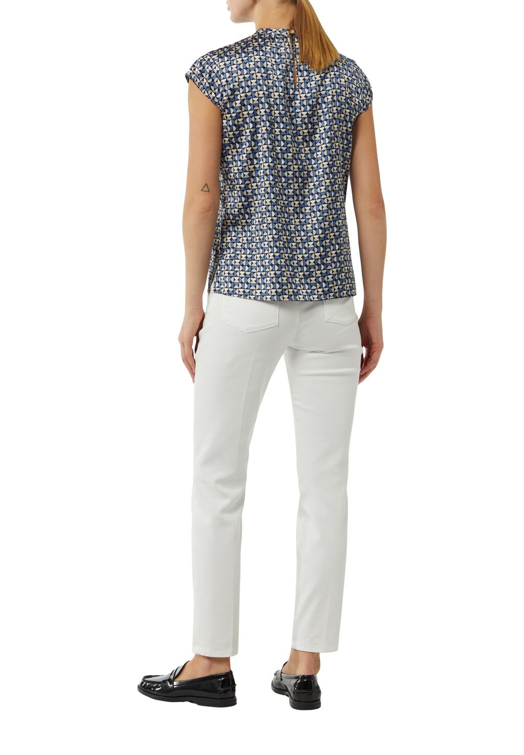 Блуза MIT RAFFUNG comma, темно-синий
Блуза MIT RAFFUNG comma, темно-синий