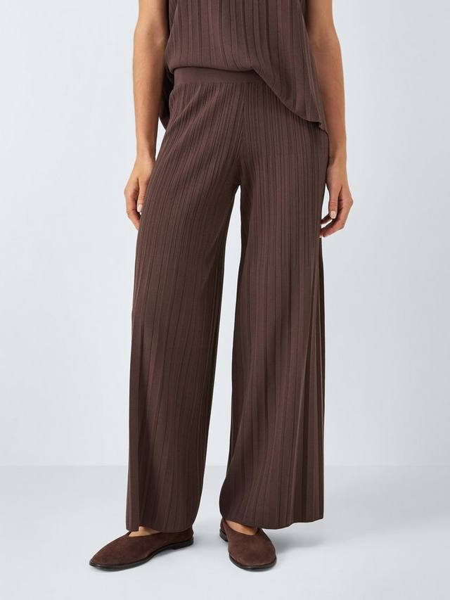 Superbo плиссированные укороченные брюки Weekend MaxMara, Chocolate
Superbo плиссированные укороченные брюки Weekend MaxMara, Chocolate